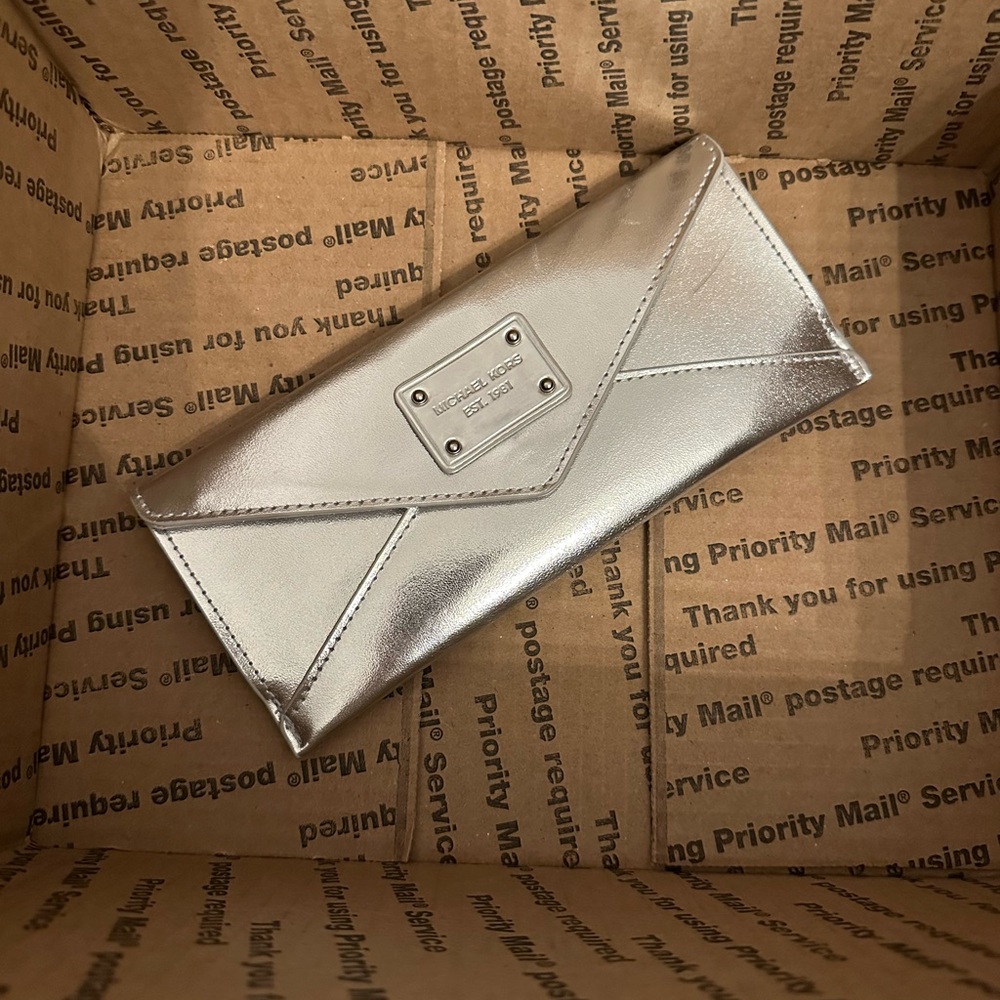 Michael kors silver clutch